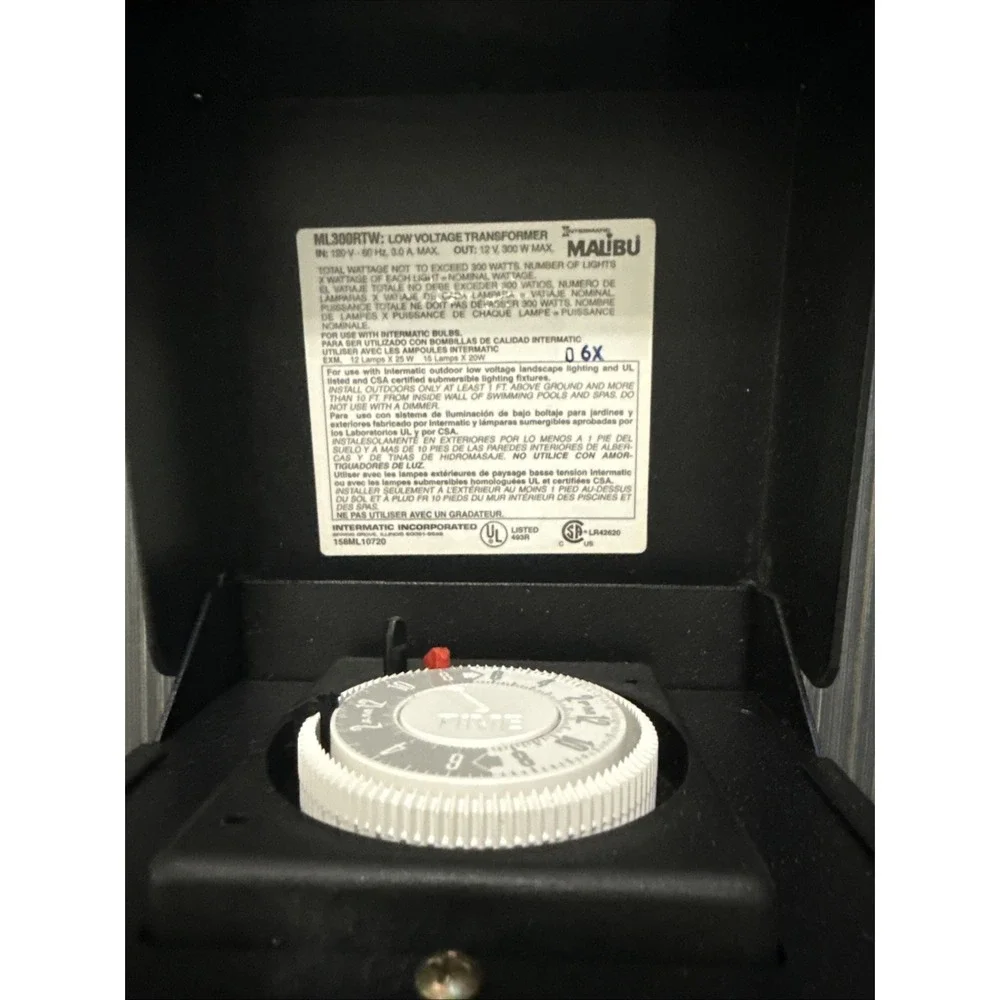 Intermatic ML300RTW Malibu 300-Watt Power Pack Timer Landscape Lighting EUC